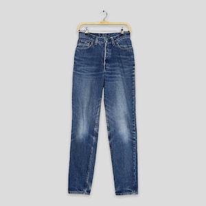 Size 27x32 Vintage Levi&#39;s 501 Light Wash Jeans High Waisted Levi&#39;s 1990s Faded Faded Blue Denim Boyfriend Jeans 80s Levi&#39;s 501 Mom Jeans W27
