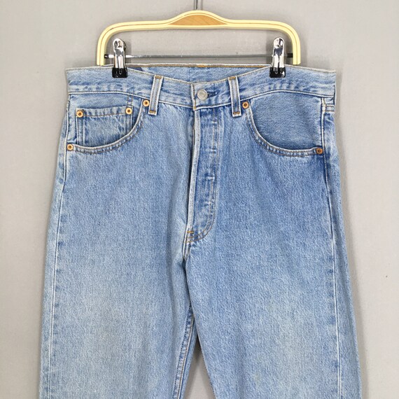 Size 30x33 Vintage 90s Levi's 501 Faded Blue Light Wash Size 30x33 Vintage 90s Levi's 501 Faded Blue Light Wash