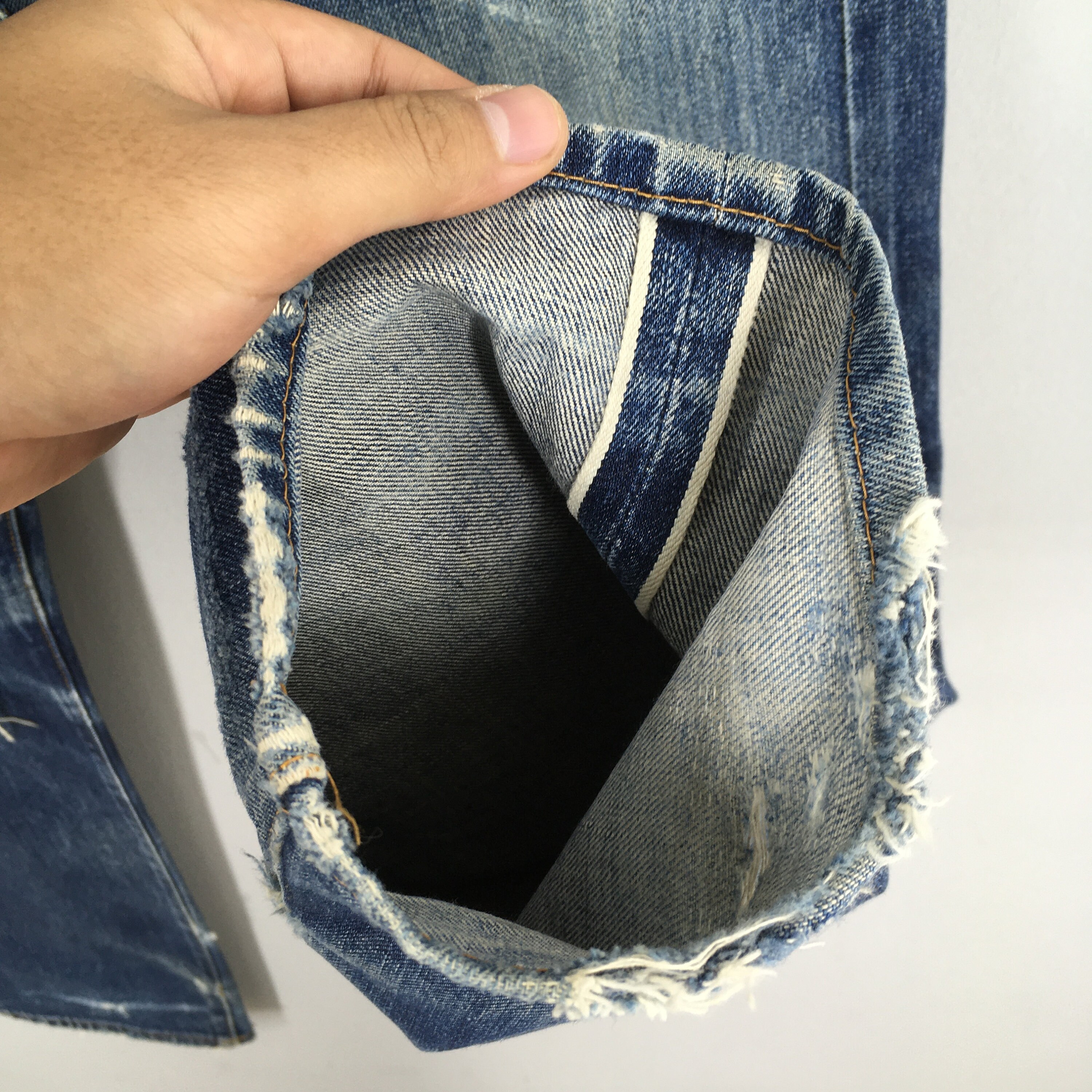 Size 29x31.5 Vintage Levi's 551ZXX Faded Blue Jeans Relaxed