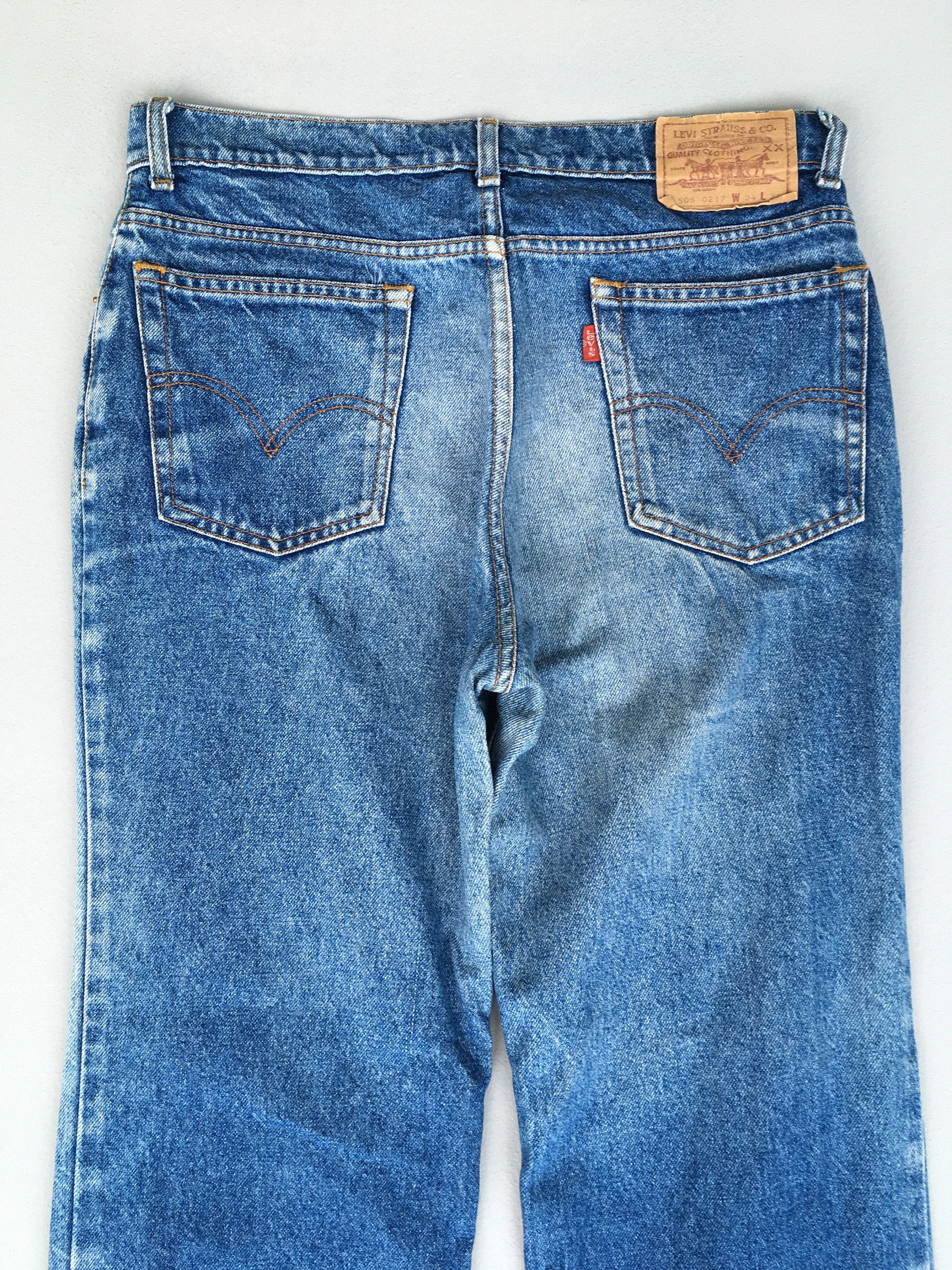 Size 32x28 Vintage Levi's 505 Regular Fit Light Washed Jeans