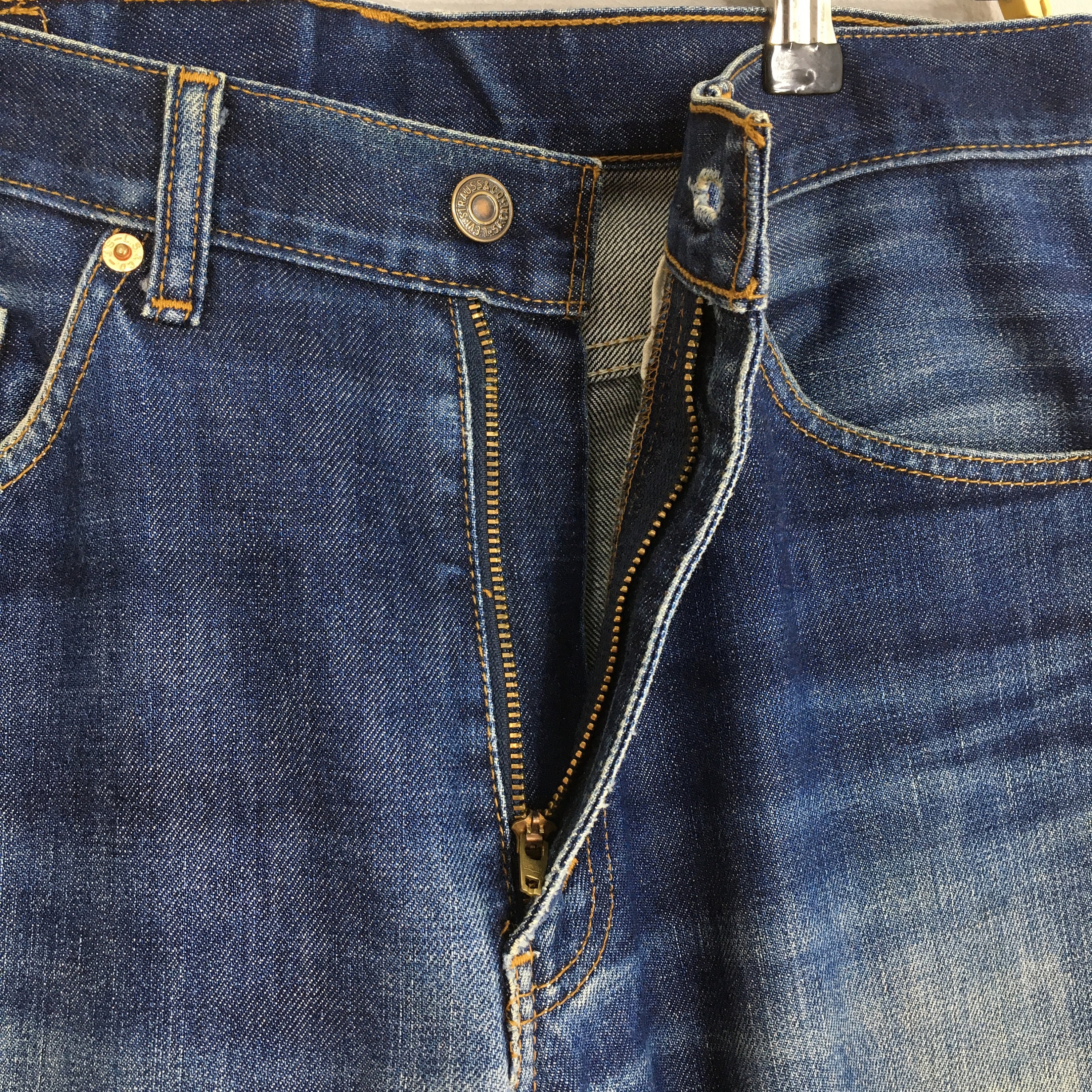 Size 32x33 Vintage Levi's 517 Bootcut Flare Jeans Faded Denim 80s