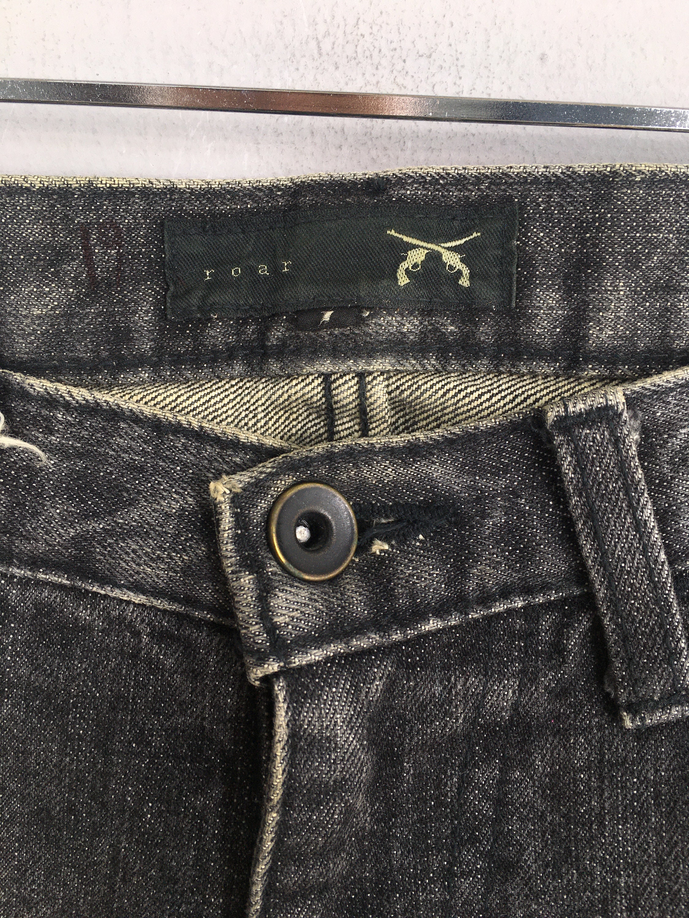 Size 28x32 Roar Japanese Denim Faded Distressed Jeans Roar 