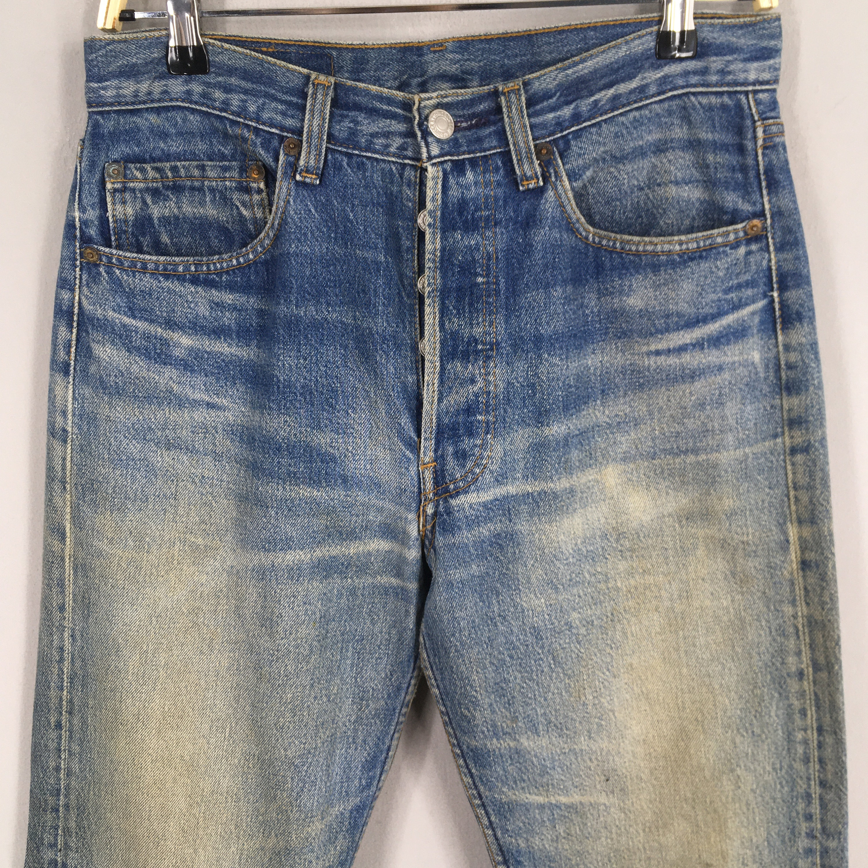 Size 29x33 Vintage 80s Levi's 501 Faded Blue Jeans Light Wash