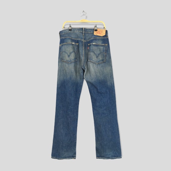 Size 32x32 Vintage Levi's 501 Faded Blue Jeans St… - image 7