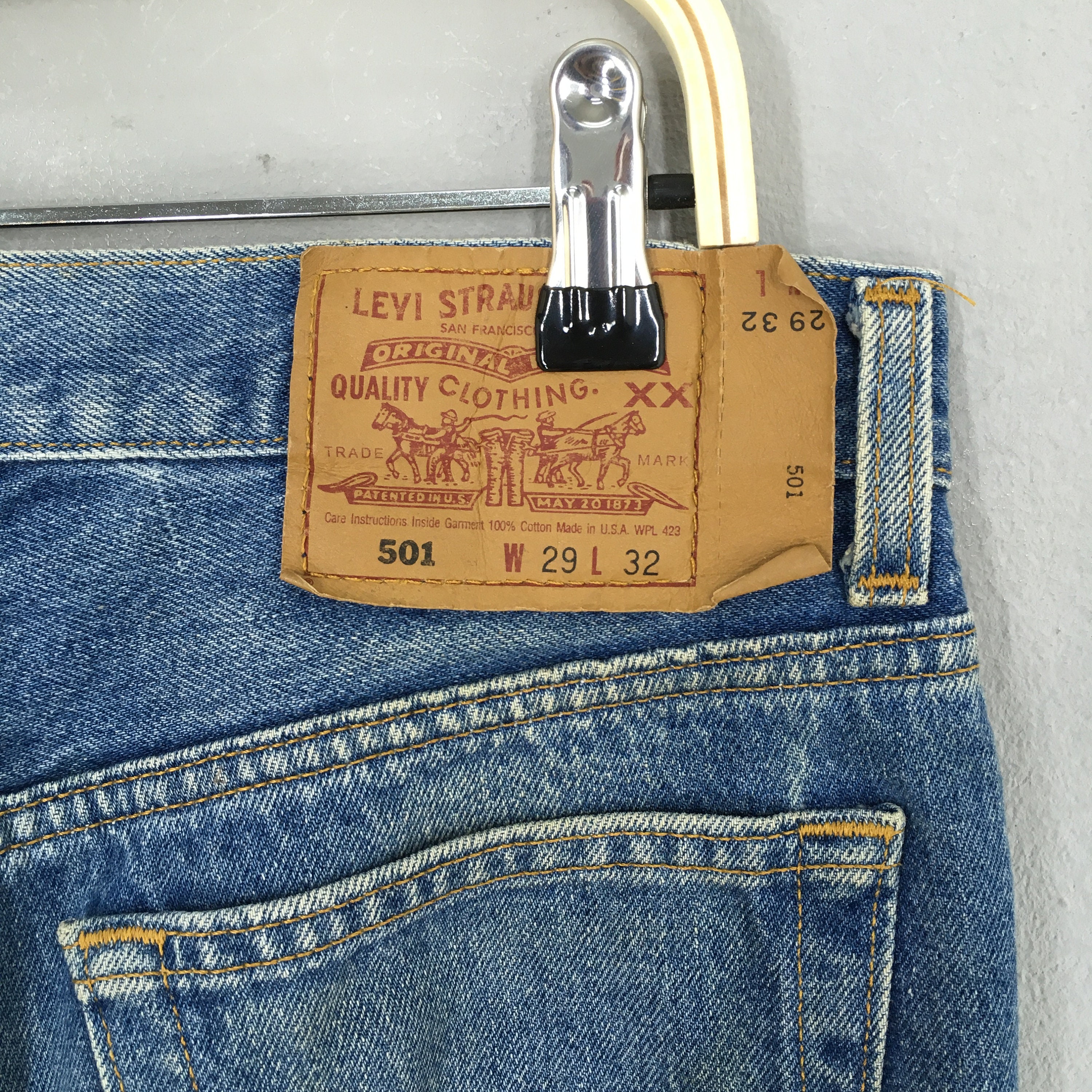 Size 28x32 Vintage 90s Levi's 501 Faded Blue Jeans Stonewash