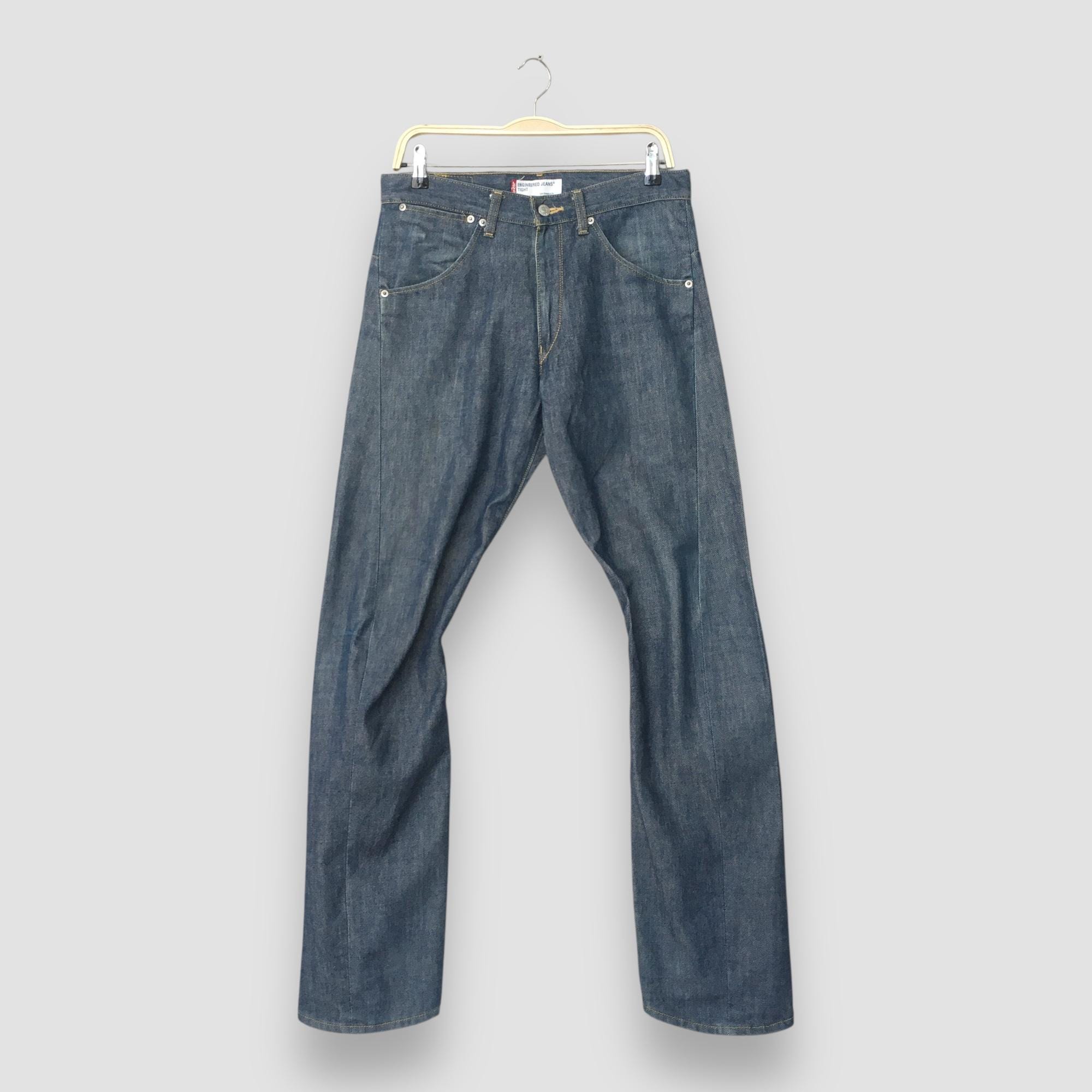 00s LEVI’S engineered jeans regular W31 For the classics lovers — the ones hunting for early-2000s Levi's