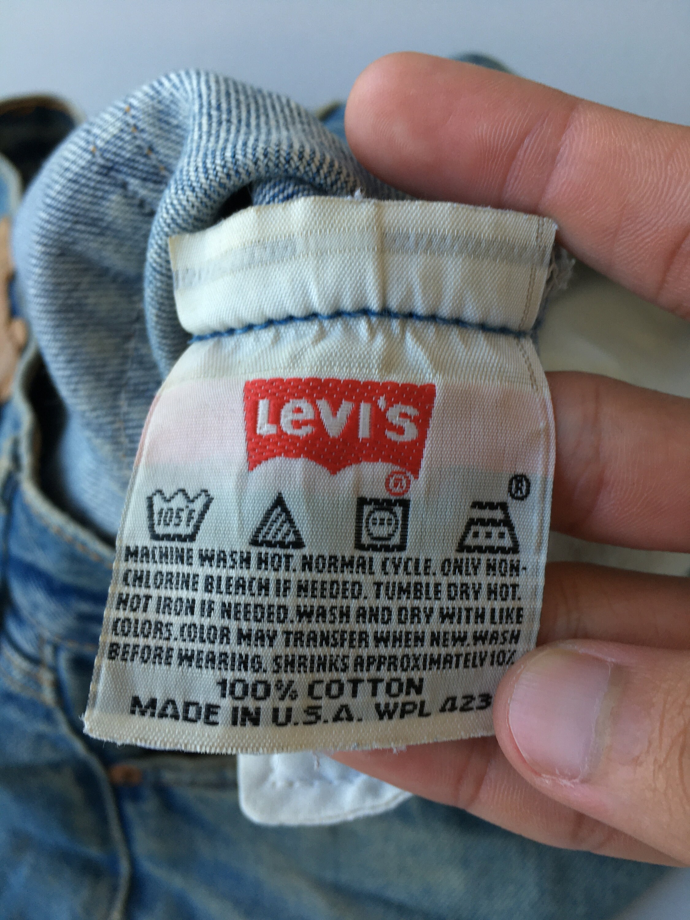 levis 105