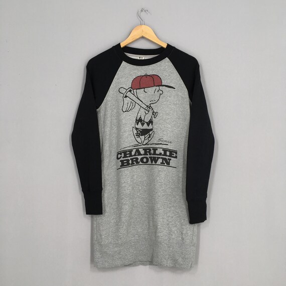 Vintage Peanuts Charlie Brown Play Baseball Raglan