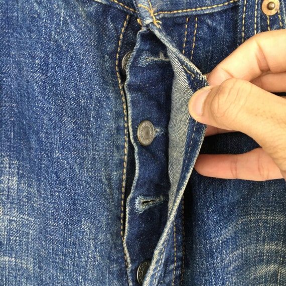 Size 32x32 Vintage Levi's 501 Faded Blue Jeans St… - image 4