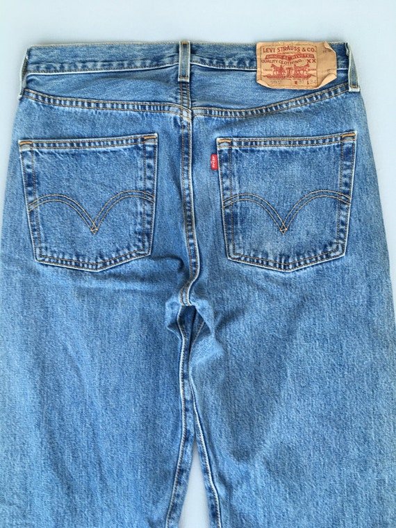 Size 28x33 Vintage 90s Levi's 501 Faded Blue Dirt… - image 1