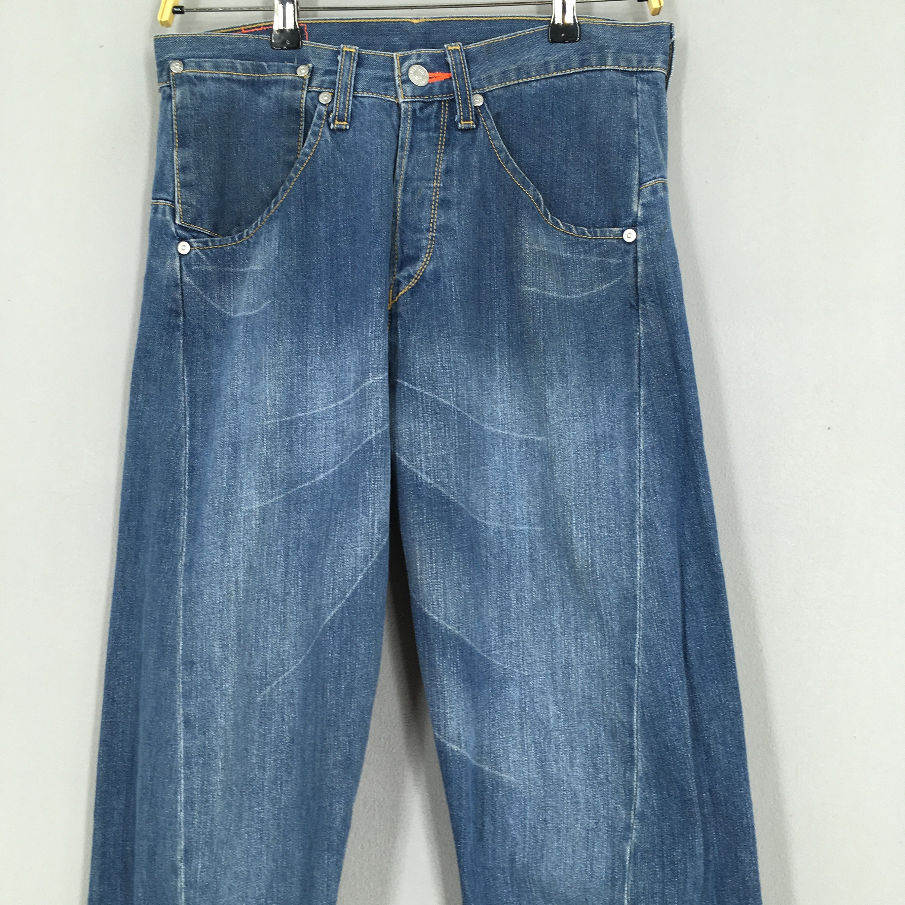 Size 28x29.5 Vintage Levis Engineered Jeans Faded Blue Jeans Size 28x29.5 Vintage Levis Engineered Jeans Faded Blue Jeans