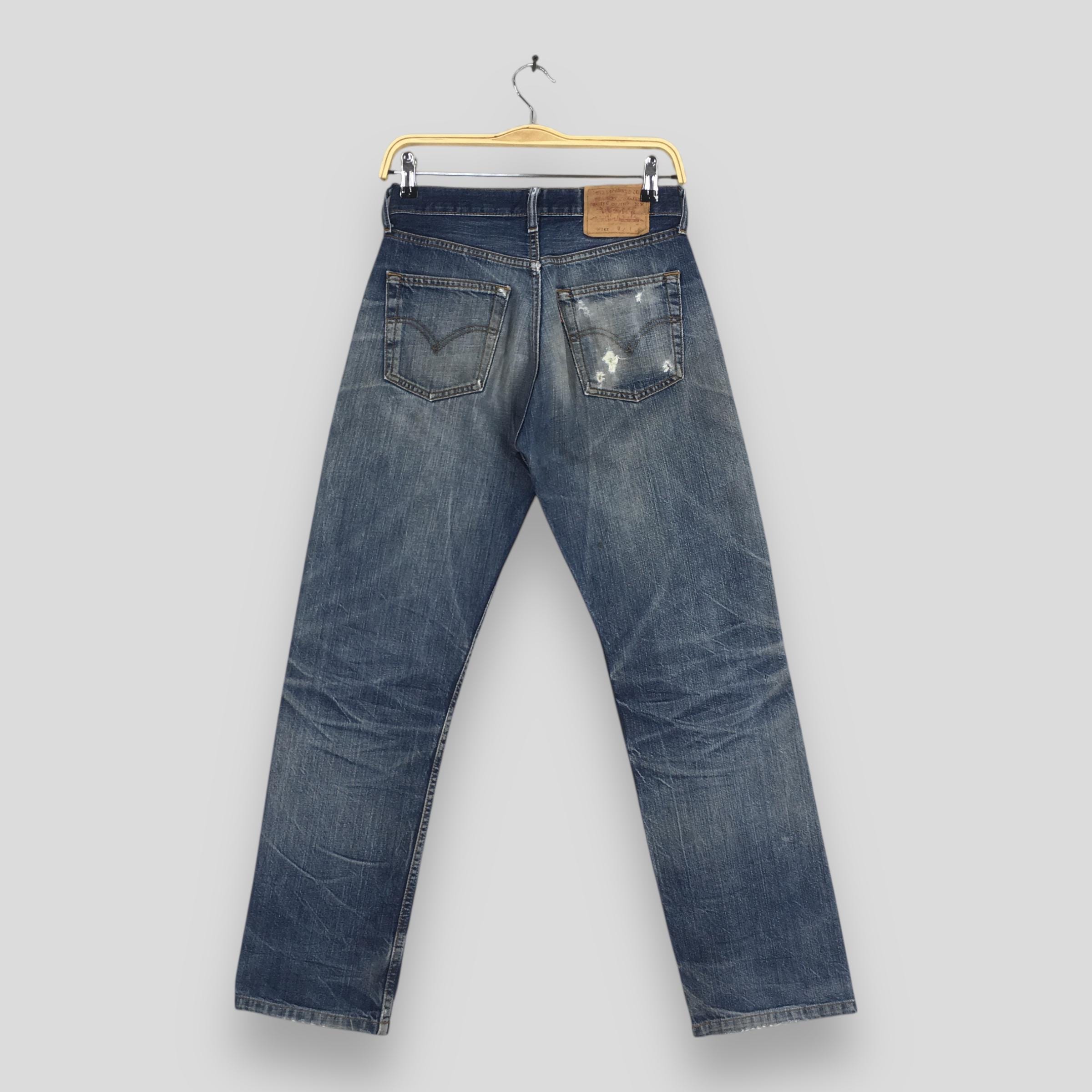 Size 27x28.5 Vintage 90s Levi