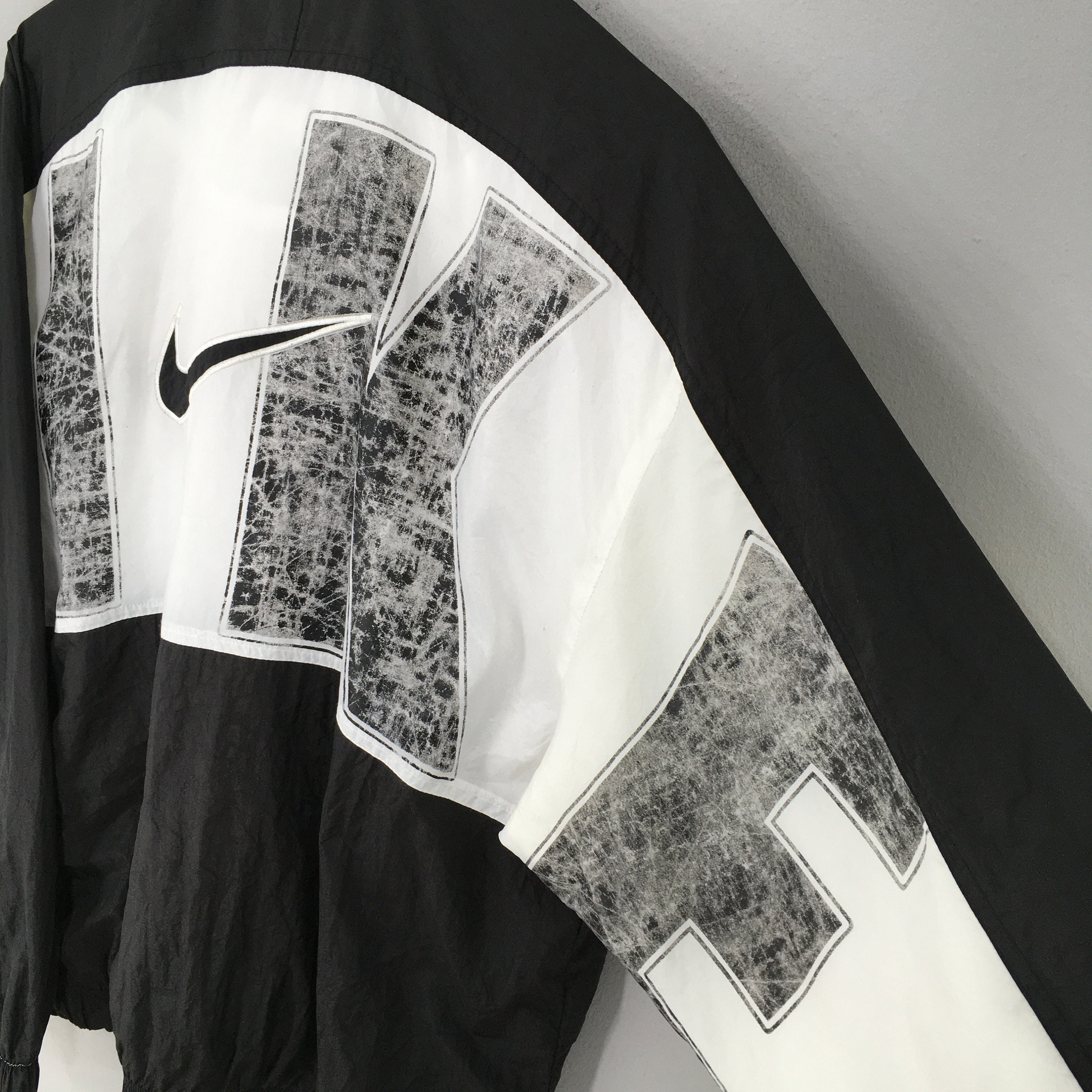 nike spell out jacket