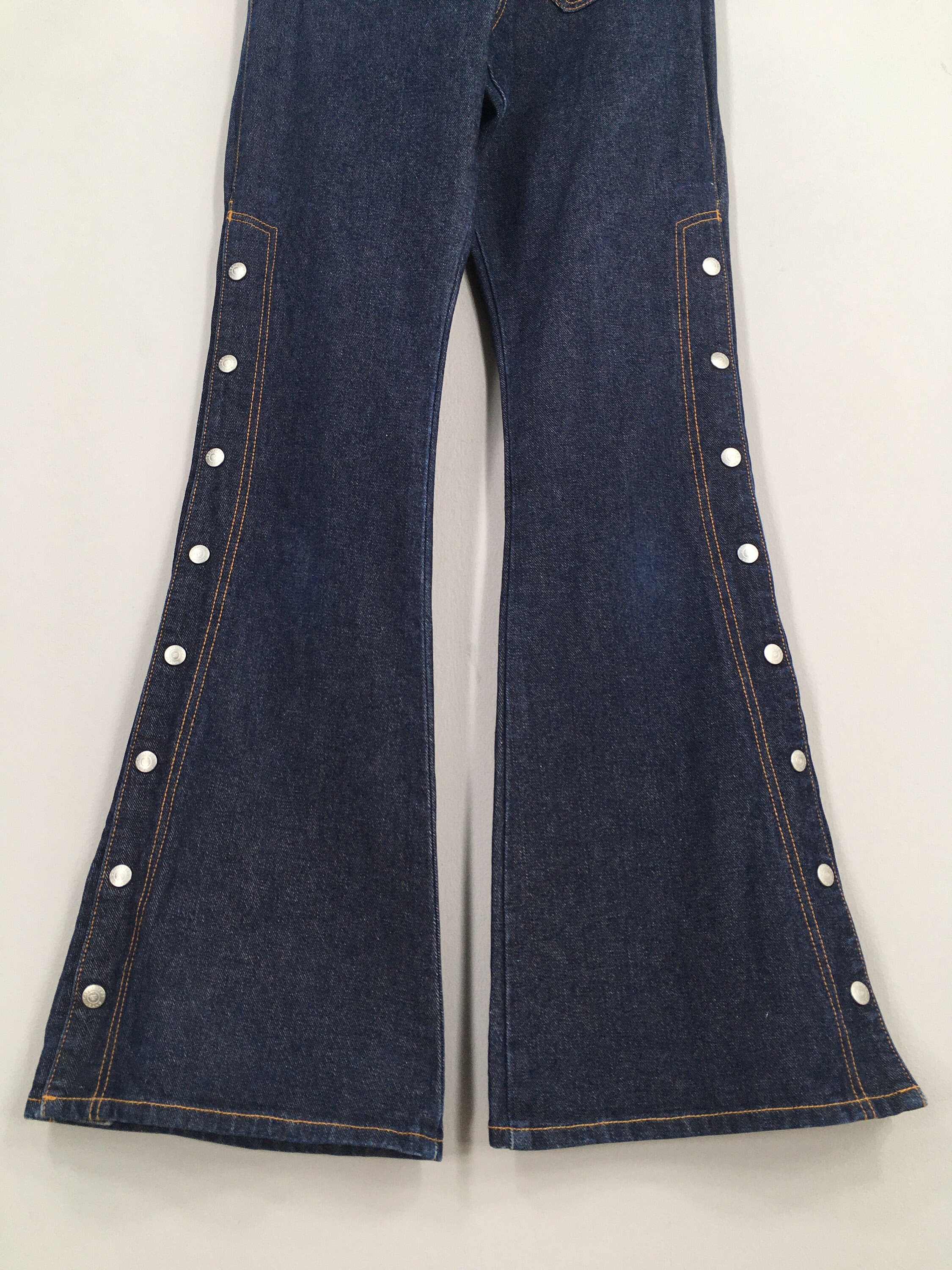 Size 26x30.5 Vintage C17 Seventeen Blue Flared Jeans Japanese