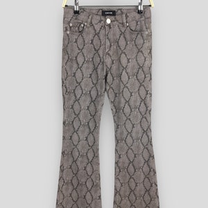Vintage Envym Japan broek met slangenprint, flared, bootcut model, lage taille, wijde pijpen, Japanse streetwear, Y2K, hysterische bootcut, gothic stijl, W26