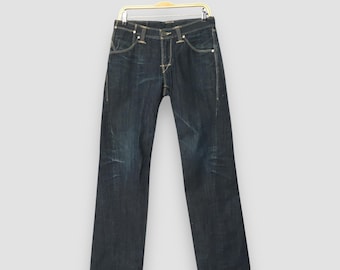 Size 29x29.5 Vintage Y2K Levis Engineered Jeans Dark Blue Straight