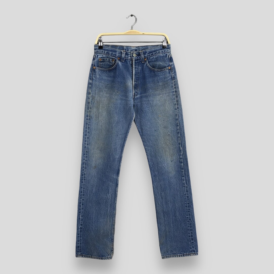 Size 28x31.5 Vintage 90s Levi's 501 Faded Blue Jeans Light Wash