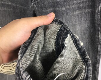 マスターマインドのデニム　ROEN、ROAR Size 28x32 Roar Japanese Denim Faded Distressed Jeans Roar