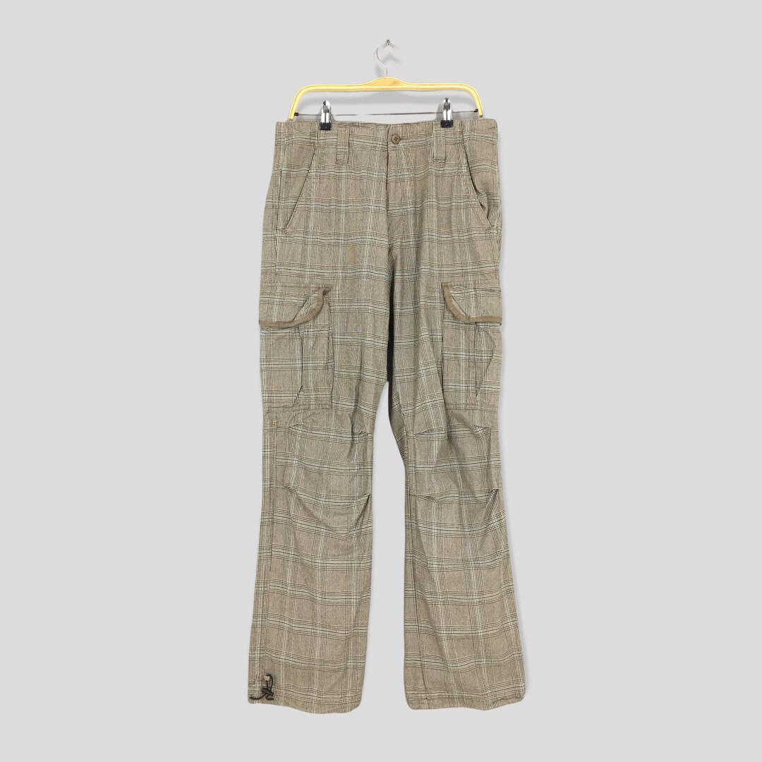 Plaid&Plain Men's Cargo Pants - Straight Fit, Multi-Pocket