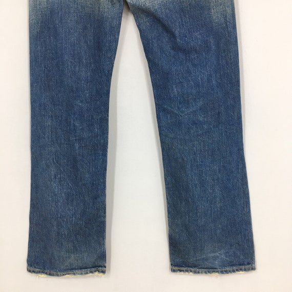 Size 32x32 Vintage Levi's 501 Faded Blue Jeans St… - image 9