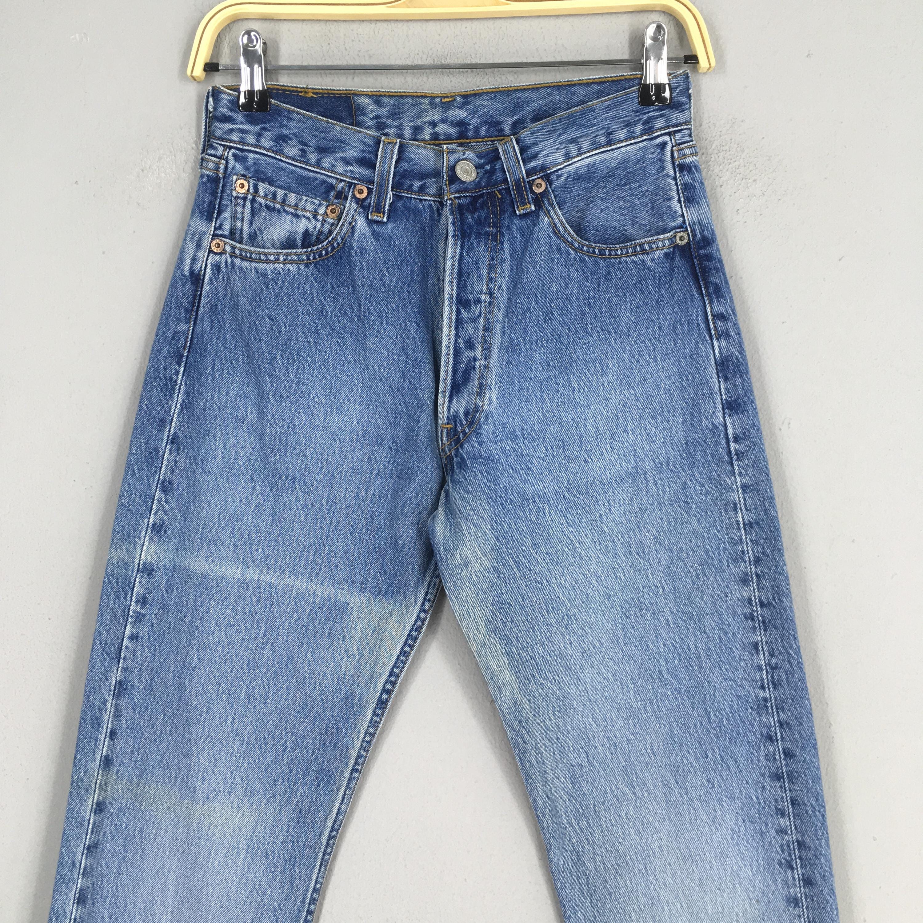 Size 25x31 Vintage 90s Levi's 501 Straight Cut Women Jeans Levi's