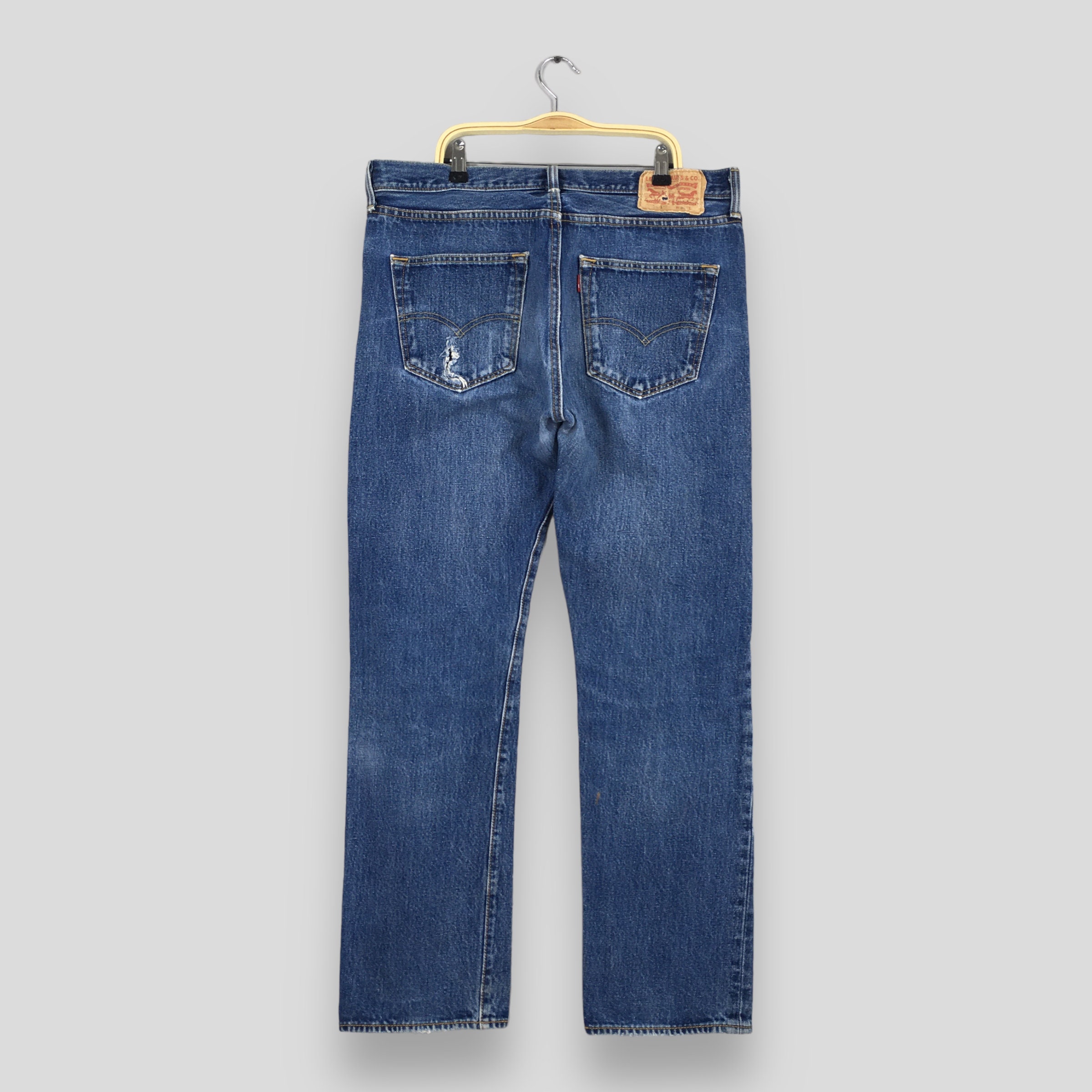 Jeans Levi's 501 Vintage Années 1990 - Taille W29 L34 - Modèle Dollars Bill 130ème Anniversaire