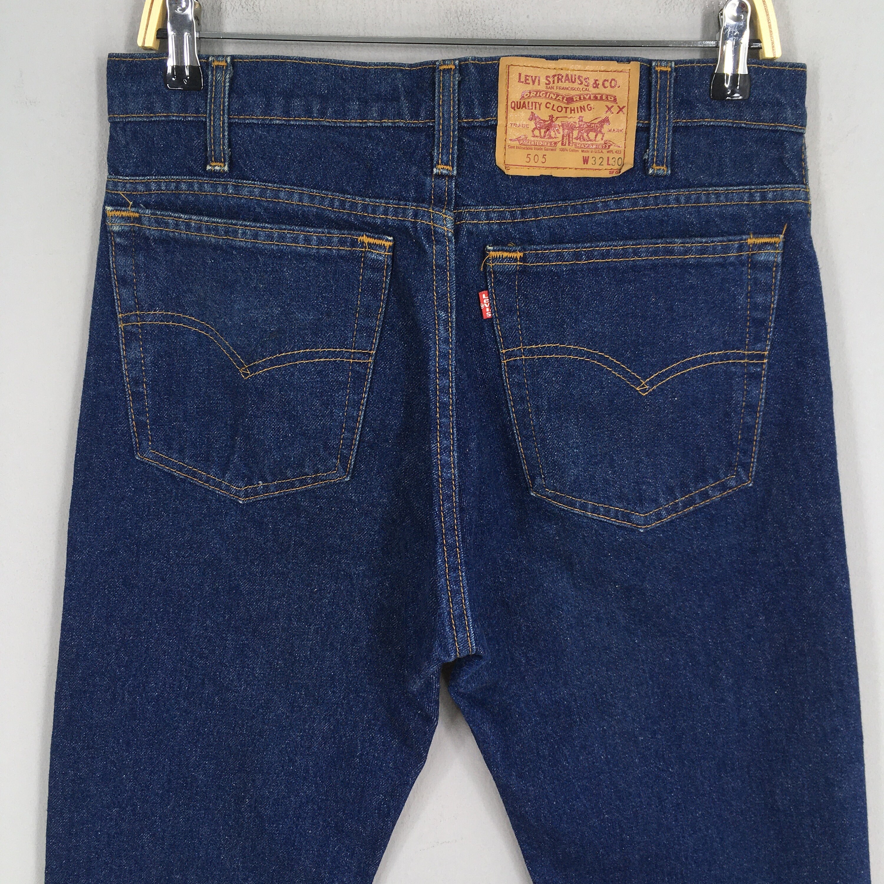 Size 31x30 Vintage Levi's 505 0216 Light Wash Zipper Jeans 1990s