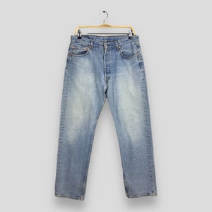 Size 31x28.5 Vintage 90s Levi's 501 Faded Blue Jeans Light Wash
