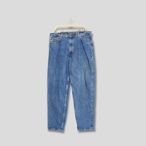 Size 38x32 Vintage Levi&#39;s 550 Relaxed Fit Jeans Tapered Leg Denim 1990s Levi&#39;s Stonewash Blue Jeans High Waisted Denim Levi&#39;s Mom Jeans W38