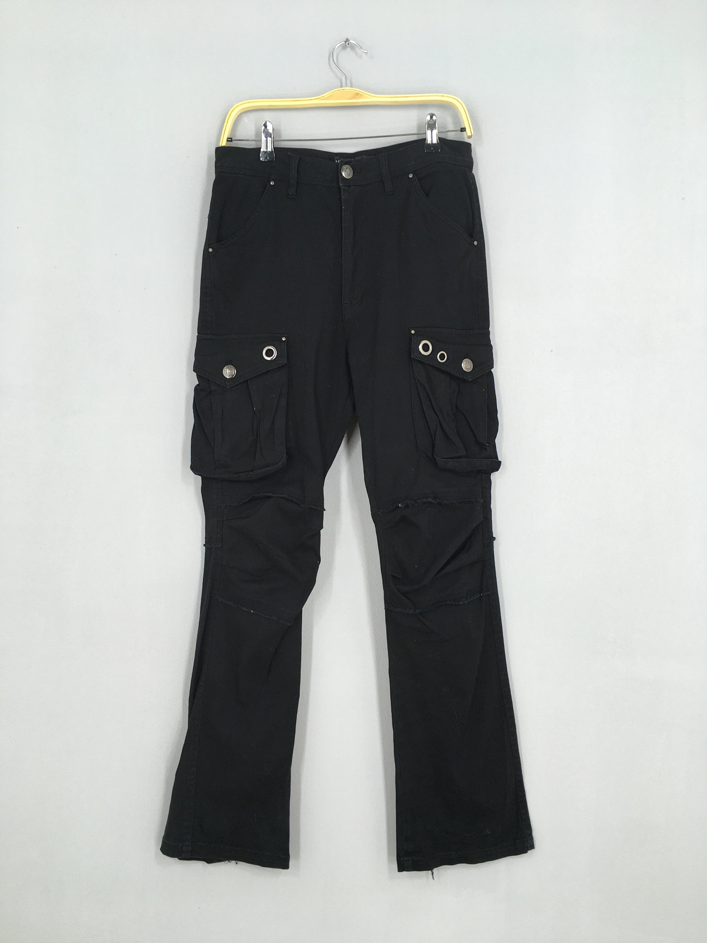Size 30x29.5 Japanese Brand Black Cargo Pants Patterned Pants