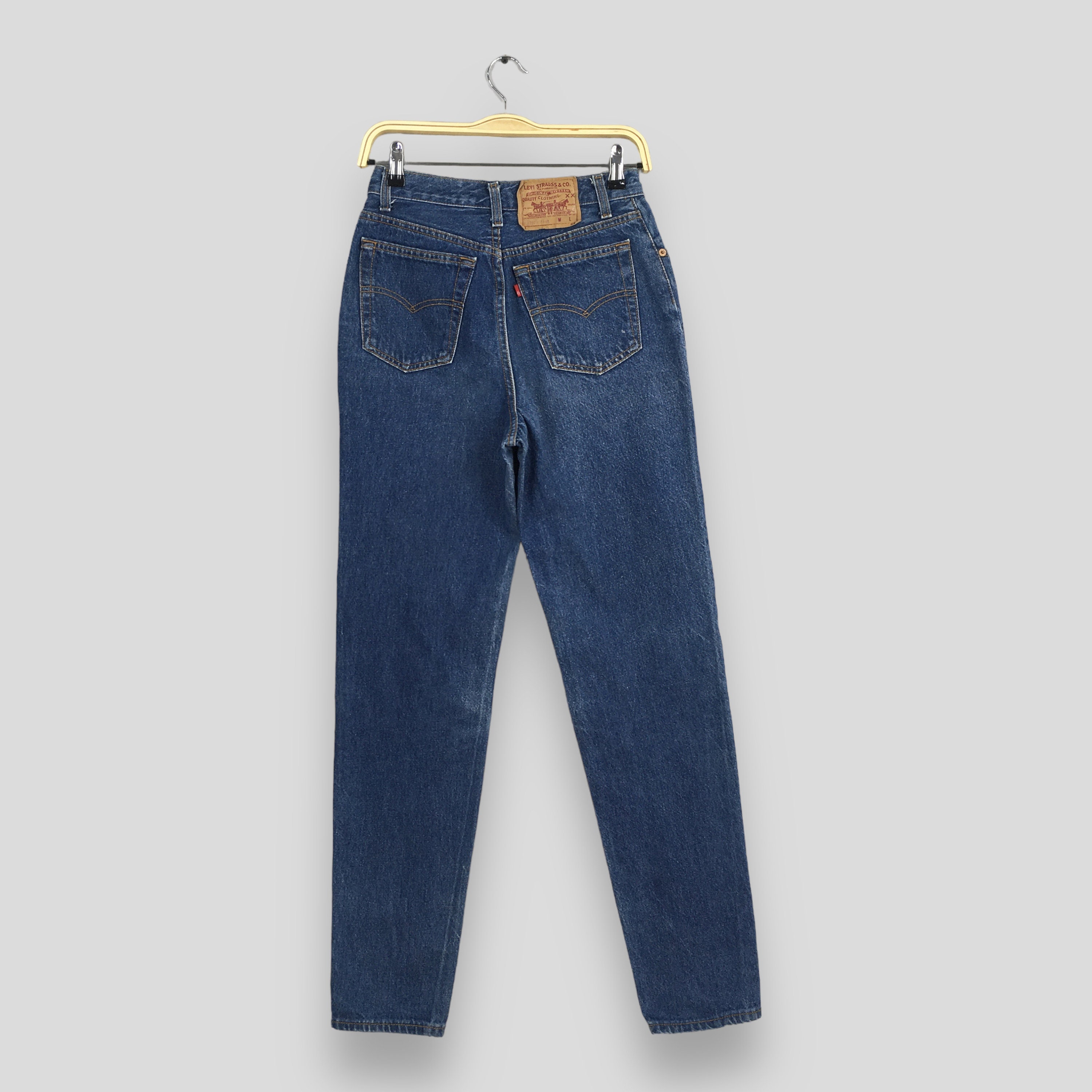 Size 24x31 Vintage 90s Levi's 501 Faded Blue Jeans Light Wash