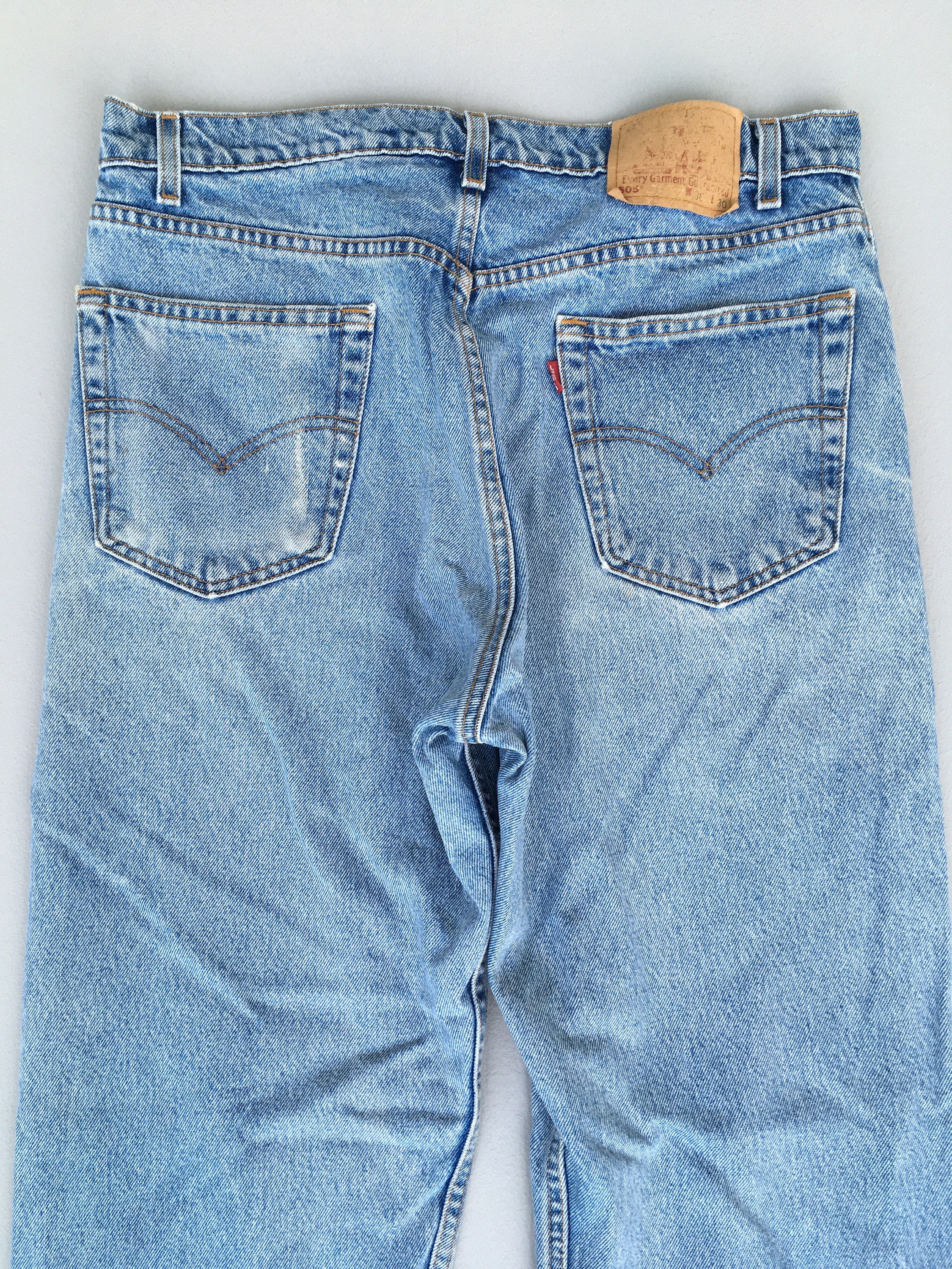 Size 33x31 Vintage Levis 505 Light Wash Blue Jeans
