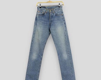 Size 24x30.5 Vintage 1980 Levi's 501 Straight Cut Blue Women's Jeans Levi's Button Fly Denim Levi's 501 Stone Washed Levi's Faded Mom W24