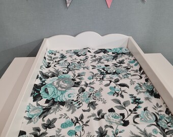 custom size changing pad