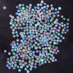 AAA+ Opale etiope naturale Multi Fire 2 mm Cabochon rotondo liscio Lot ~ Opale Welo etiope Semiprezioso Gemma Cabochon sciolto con retro piatto