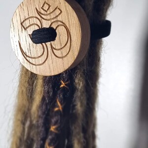 ButtonLOXX Dread Tie OM symbol engraved design oak 50mm image 2