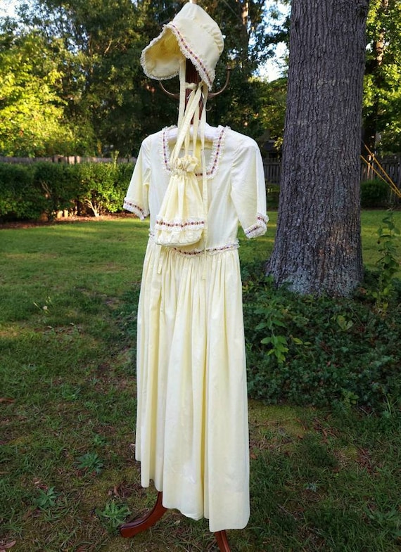 Wonderful Yellow Victorian Dress with Matching Bo… - image 10