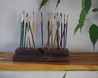 Paint Brush Holder, Gift for Artists, 42 Paintbrush Stand, Repurposed Vintage Carpenter's Plane, Present for Artists, Gift for Painters