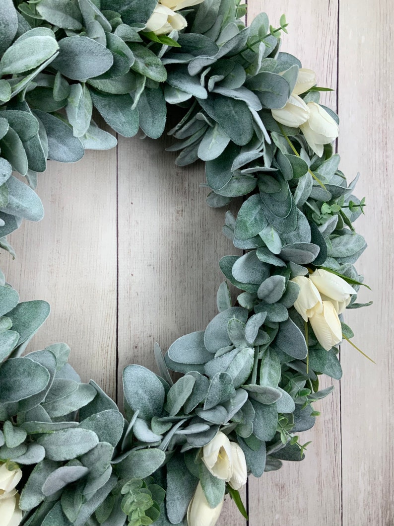 Lambs ear wreath with eucalyptus and ivory tulips, front door farmhouse wreath, Year round Rustic, All Year Wreath, Wedding Bridal Wreath afbeelding 9
