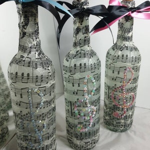 Music / Musical notes with treble clef Bottle Light for your Musician - Ideal gift