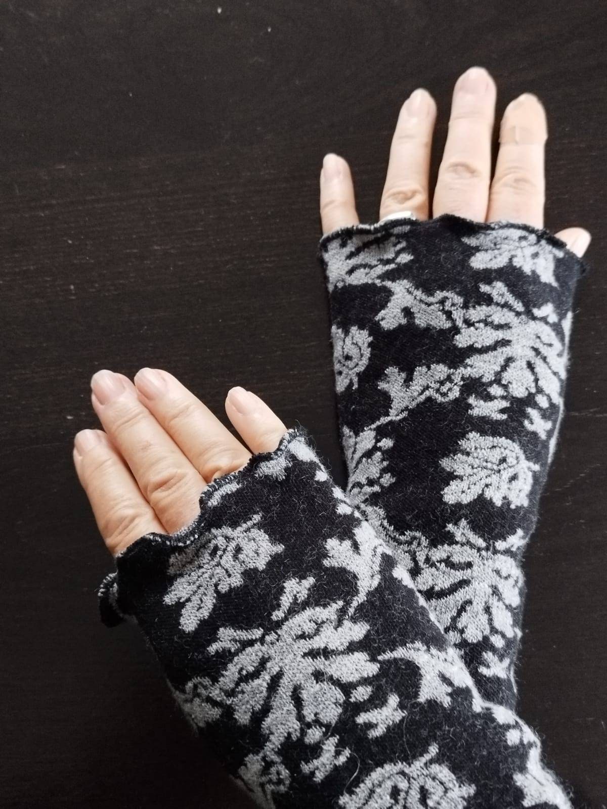 Graphpaper - グラフペーパー / HIGH DENSITY ARM WARMER