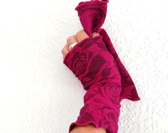 Stulpen, Armstulpen, Pulswärmer  aus Cloque  Jersey in Pink Rosenmuster