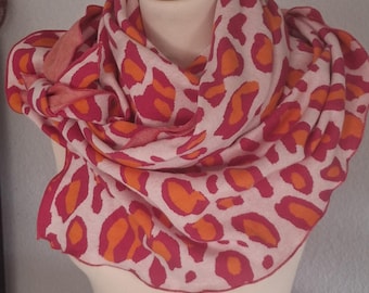 XXL triangular cotton scarf made of organic jacquard, pink, orange, leopard print