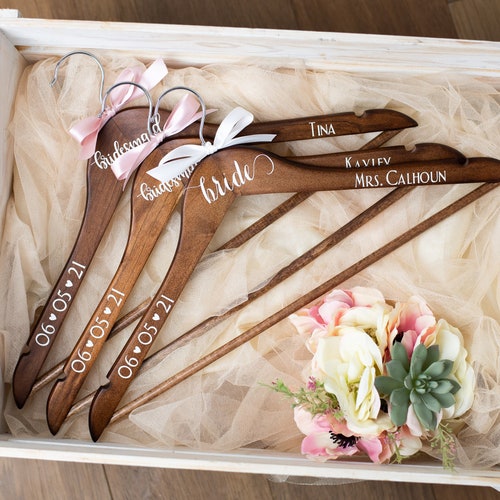 Personalized Bridesmaid Hangers Wedding Dress Hanger Etsy