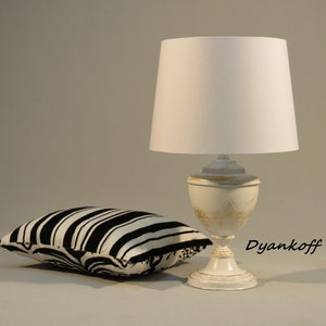 Handmade boutique table/desk/bedside lamp with metal base in white matt with patina, drum lampshade,different colors lampshade,model Rada