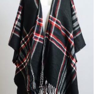 Plaid Poncho,Poncho Women,Gift For Her,Poncho Cardigan,Ruana,Kimono,Cape,Shawl,Knit,Fall,Winter,High Quality,Fringe,Boho,Wrap,Coat,Black