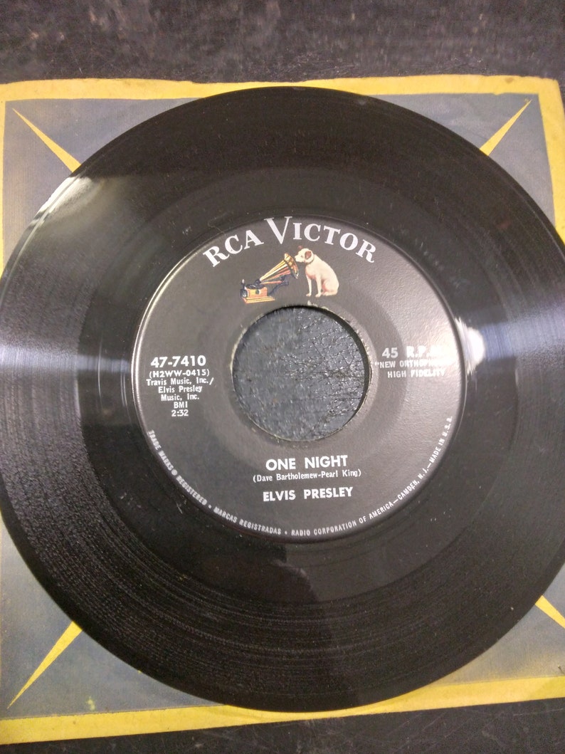 Lot of Vintage 45s 7 Inch Original First Edition Vinyl Pressings20