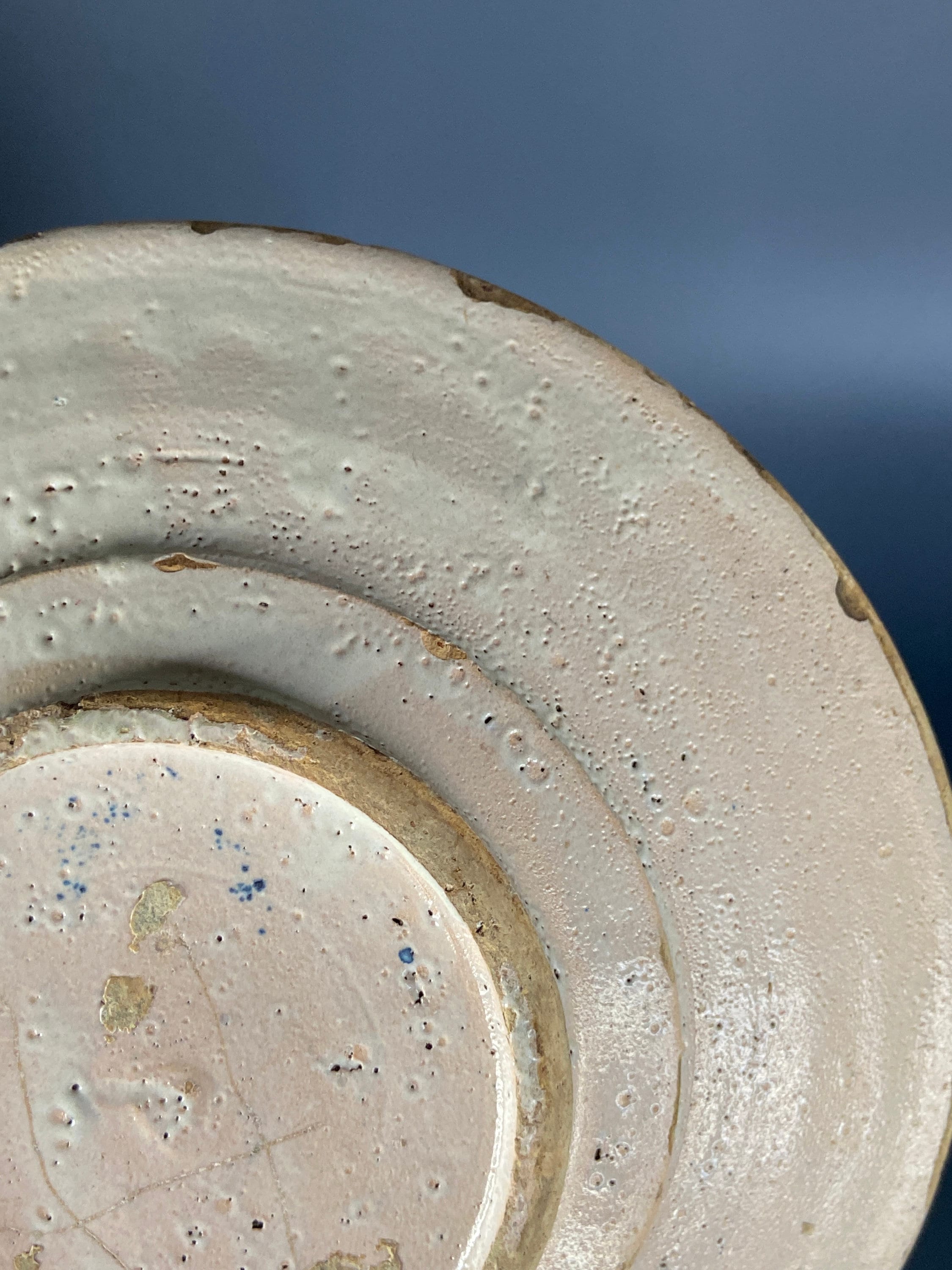 17～18世紀、希少なアンティークカタロニア風皿、スペイン製陶器、チレ