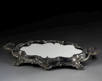 Bandeja central francesa estilo Luis XV, chapada en plata y con espejo, circa 1900, 14,6 pulgadas.