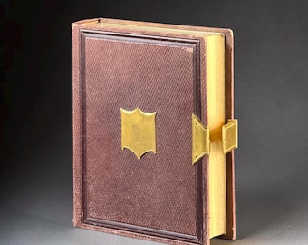 c.1880–1900 Antique Leather Photograph Album with Brass Clasp & Gilt Edges, Holds 100 Photos, 8.07 in